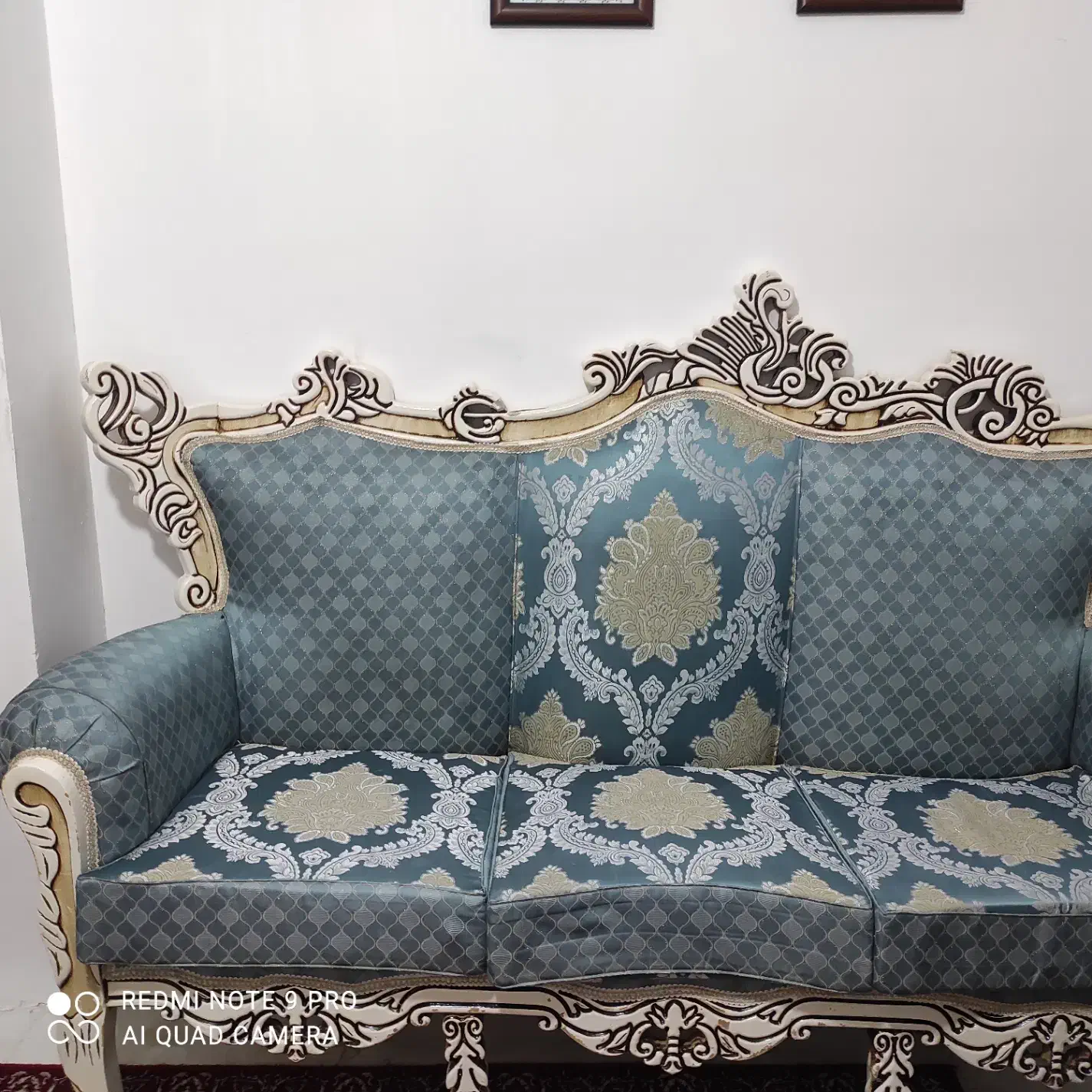 مبل ابی سلطنتی|مبلمان خانگی و میز عسلی|شیراز, فخرآباد (دروازه کازرون)|دیوار