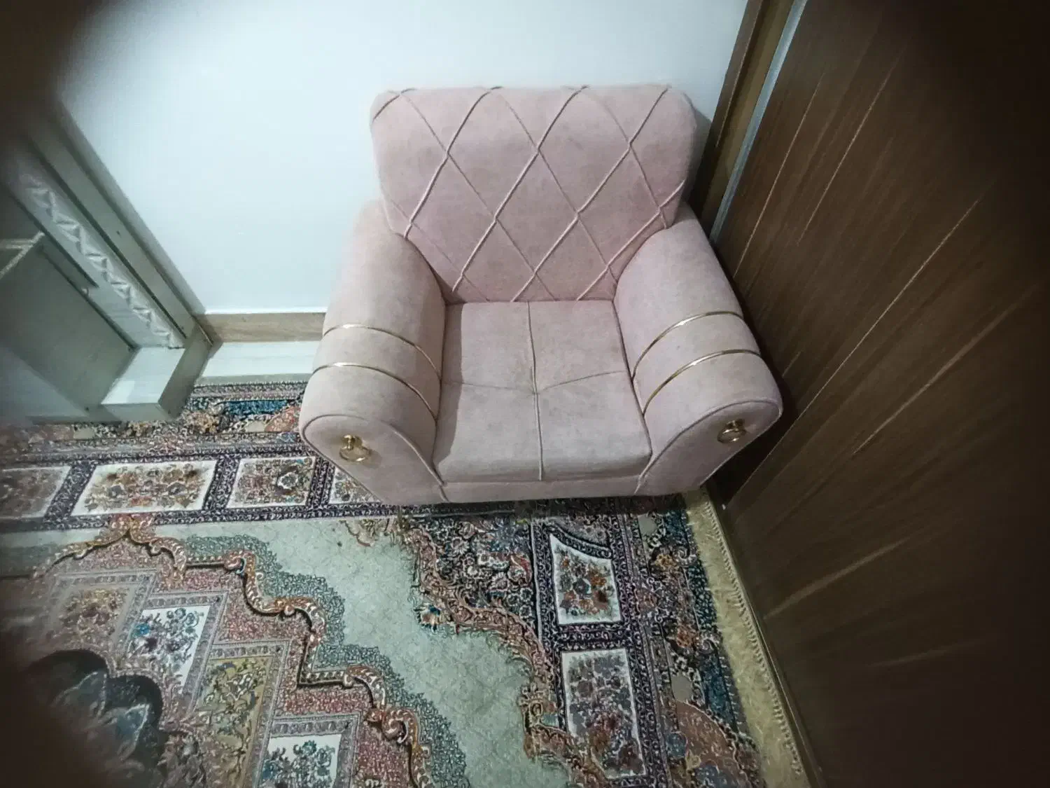 مبل راحتی|مبلمان خانگی و میز عسلی|گالیکش, |دیوار