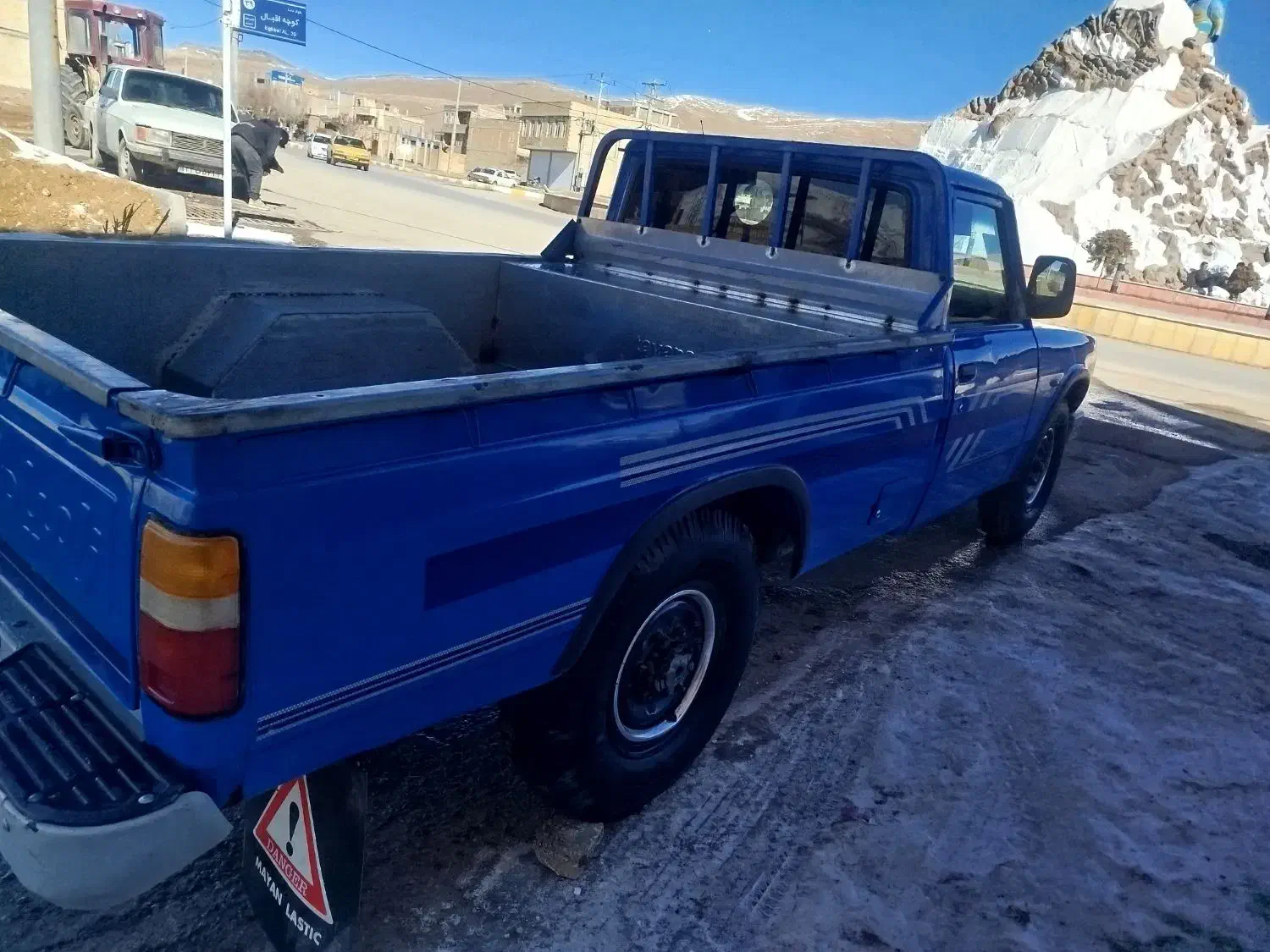 نیسان|خودرو سواری و وانت|سمیرم, |دیوار