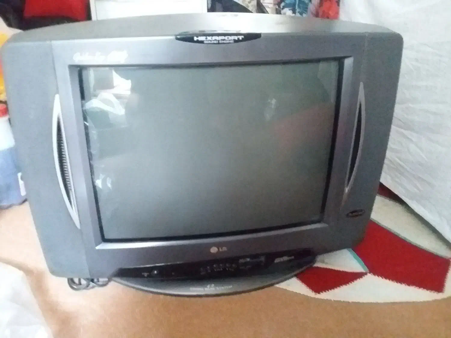 تلویزیون|تلویزیون و پروژکتور|اردبیل, |دیوار