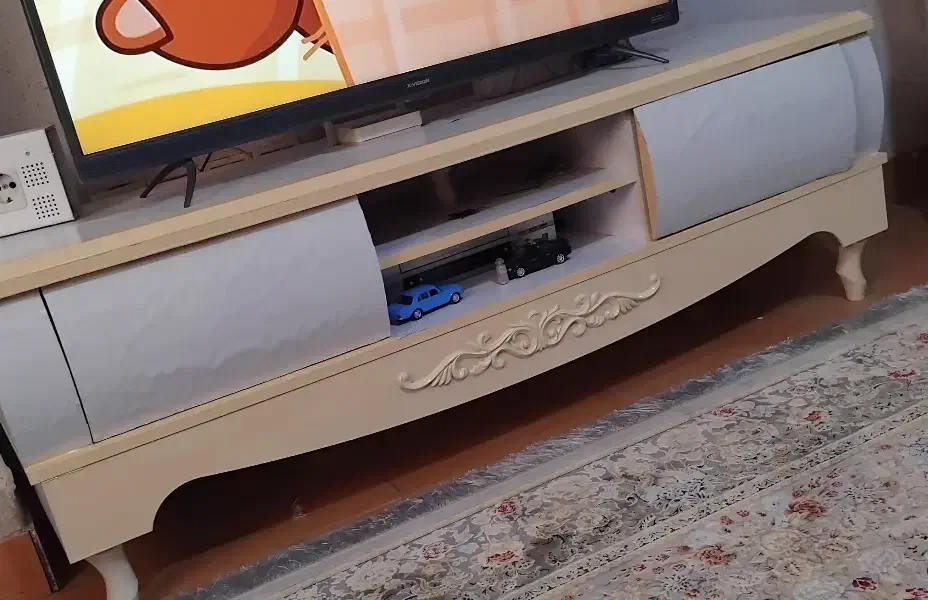 میز تلوزیون|میز تلویزیون|رشت, دروازه لاکان|دیوار