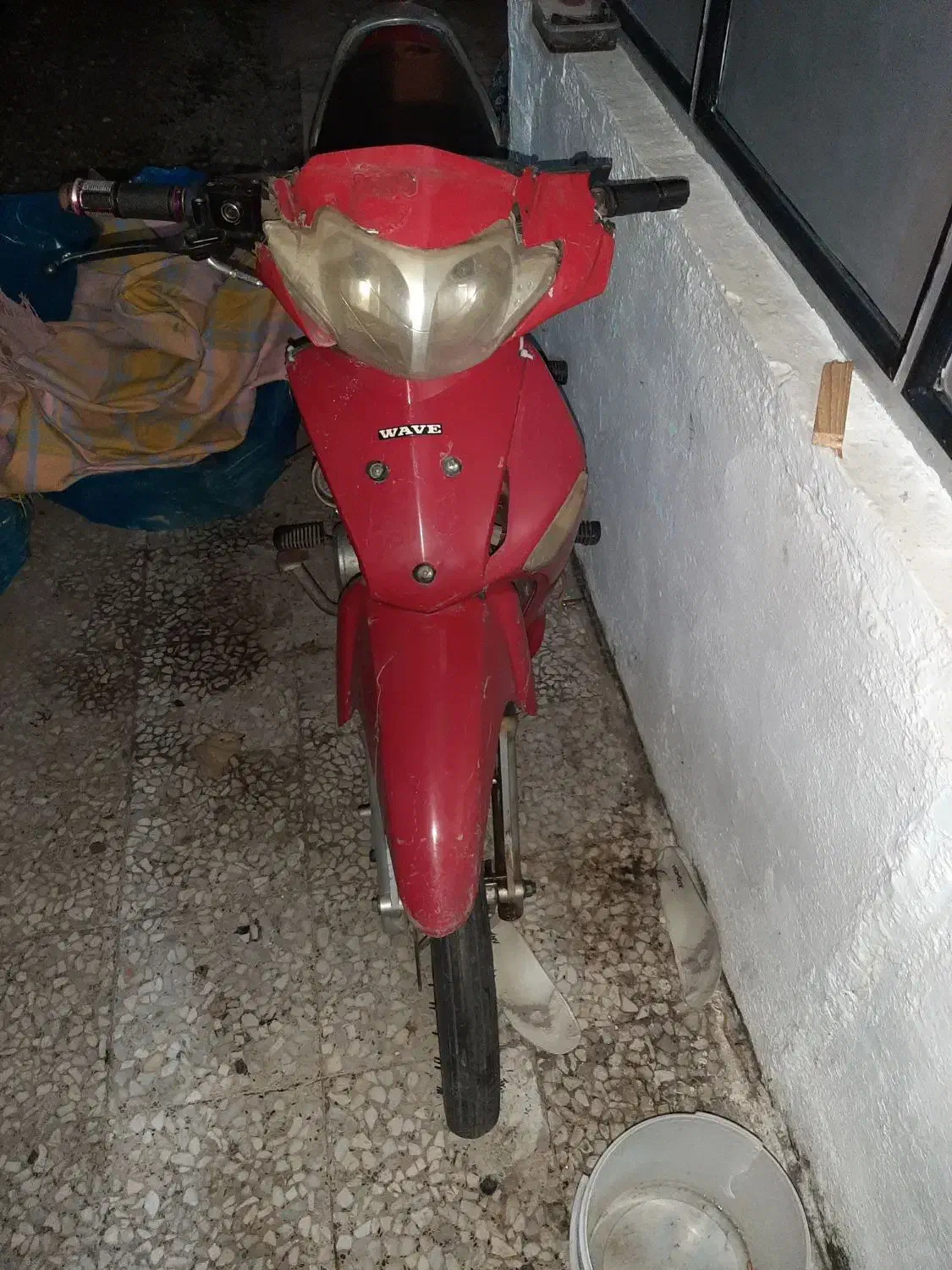 هندا طرح ویو پیشرو پیام|موتورسیکلت|بندر انزلی, لیچارگی حسن رود|دیوار