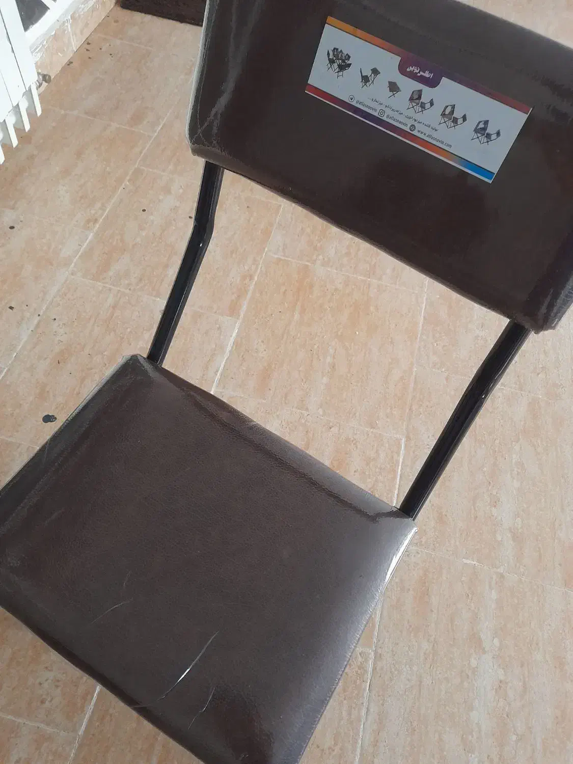 میز تحریر تاشو سالم و نو|میز تحریر و کامپیوتر|محمدیه-قزوین, |دیوار