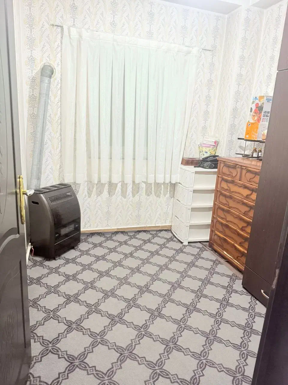 یک واحد آپارتمان ۶۱ متری بفروش میرسد|فروش آپارتمان|سنگر, |دیوار