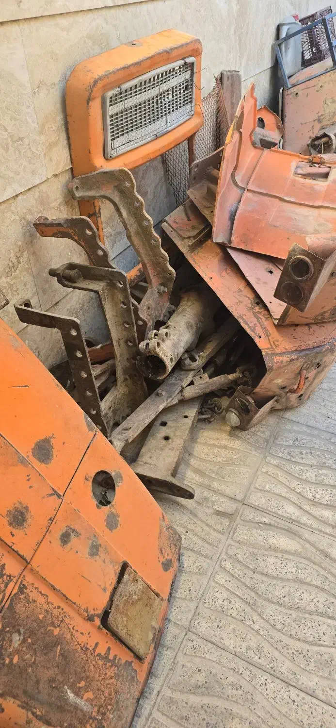 لوازم تراکتور رومانی  اصلی|قطعات یدکی و لوازم جانبی|قروه, |دیوار