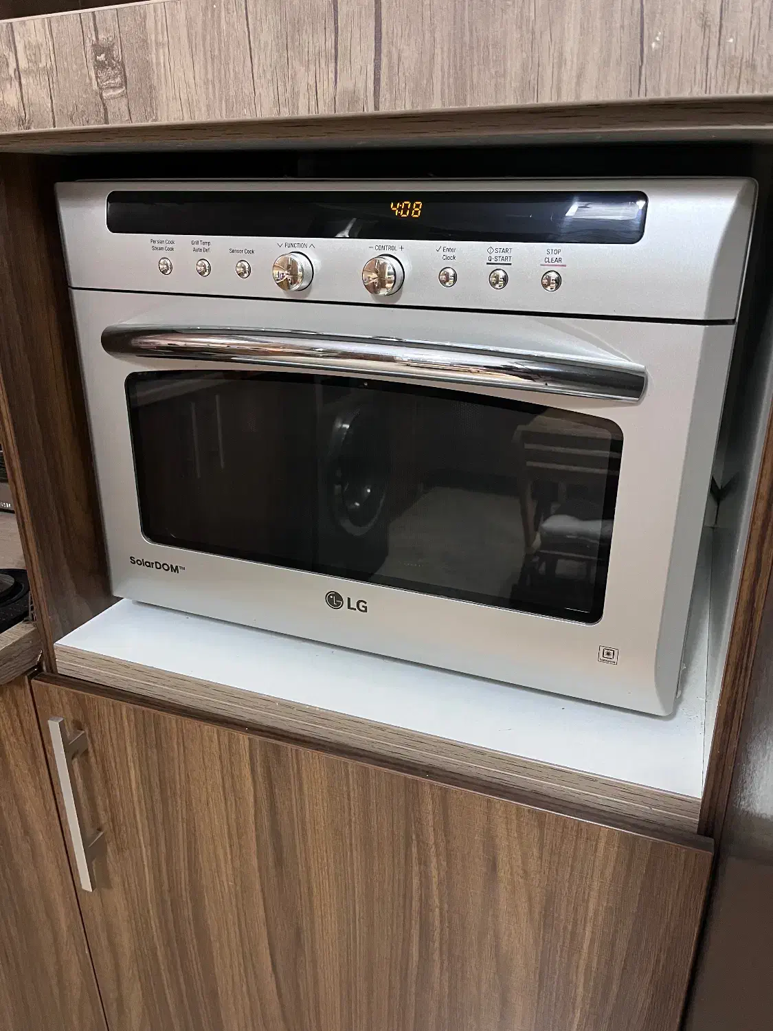 مایکروفر سولاردوم ال جی مدل MS95SCR اصل کره|اجاق گاز و لوازم برقی پخت‌وپز|تهران, سردارجنگل|دیوار