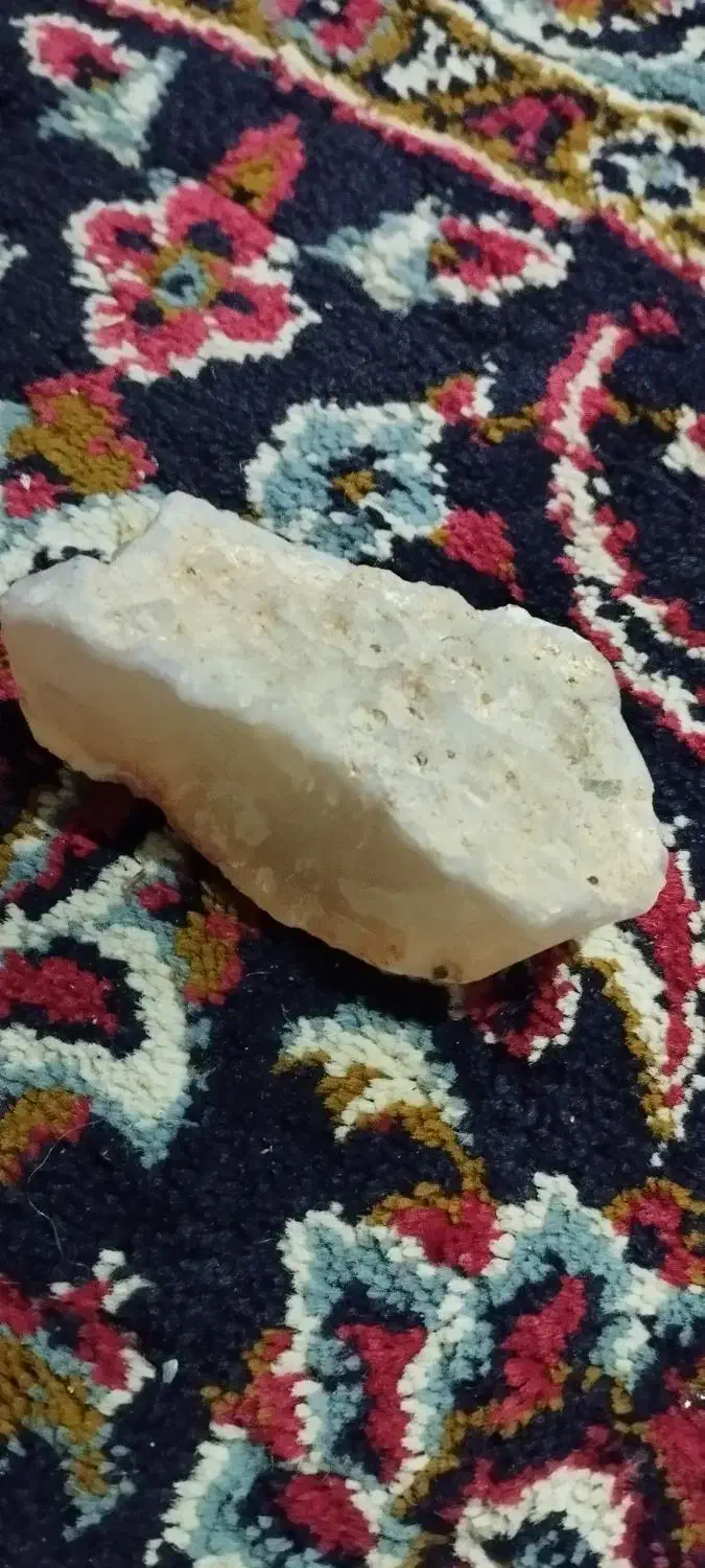 سنگ عقیق خطی|کلکسیون اشیاء عتیقه|اردبیل, |دیوار