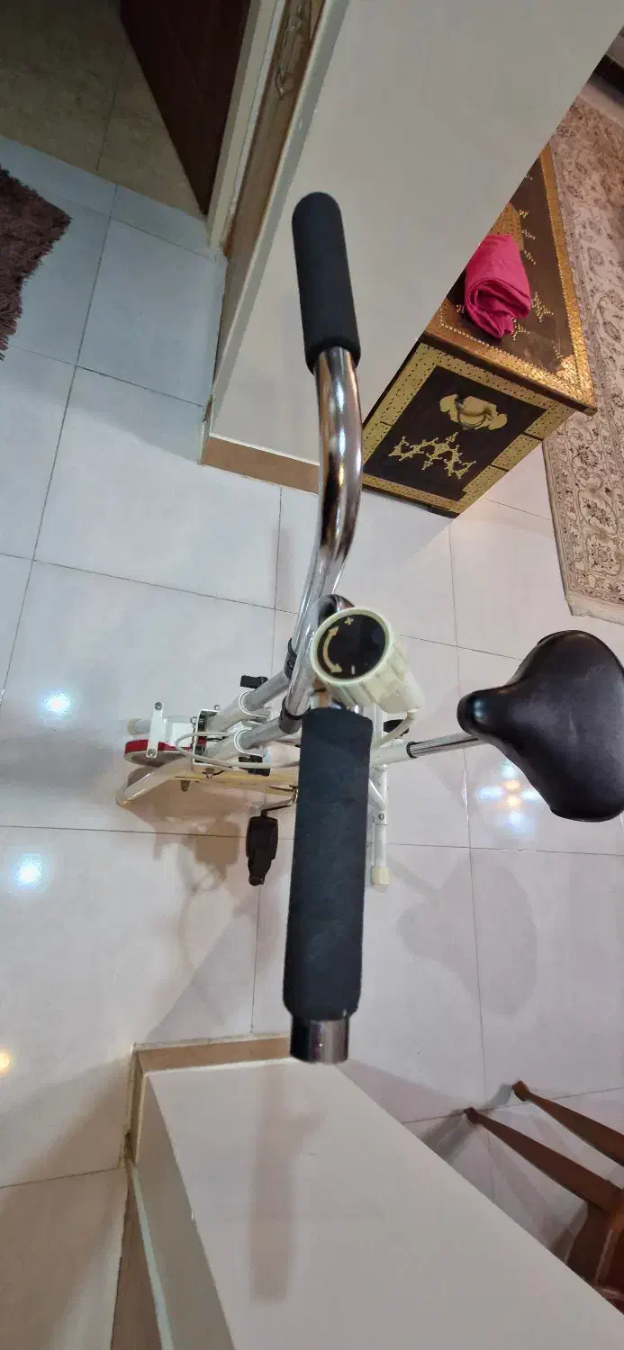 دوچرخه ثابت ورزشی برند نیو لایف|تجهیزات ورزشی|اصفهان, سپاهان‌شهر|دیوار