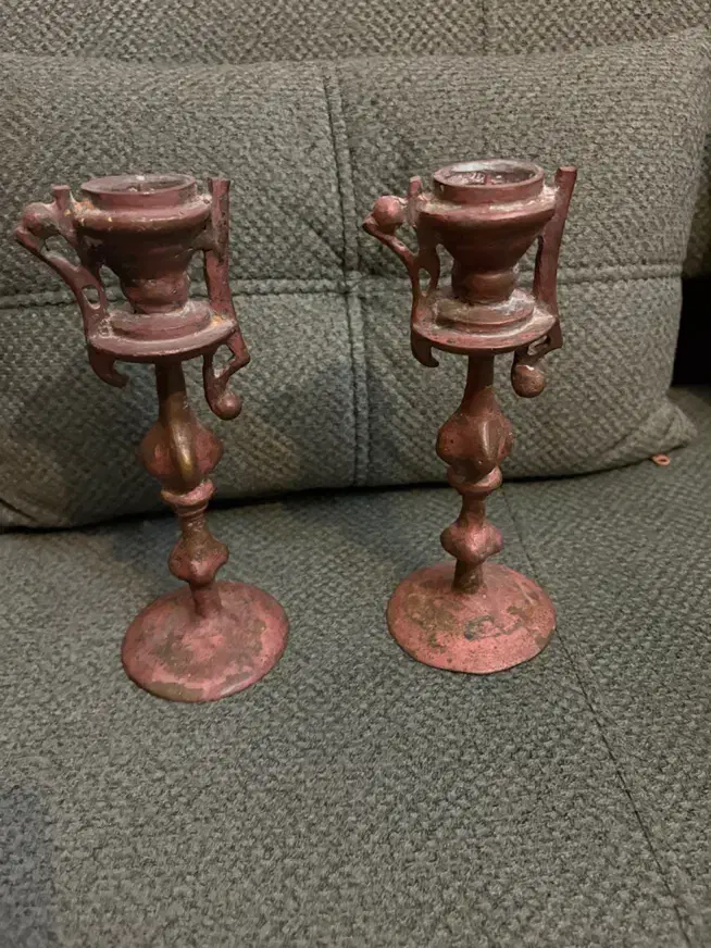 کلاه و شمعدان و تعدادی اجناس انتیک قدیمی عتیقه|کلکسیون اشیاء عتیقه|تهران, قناتکوثر|دیوار