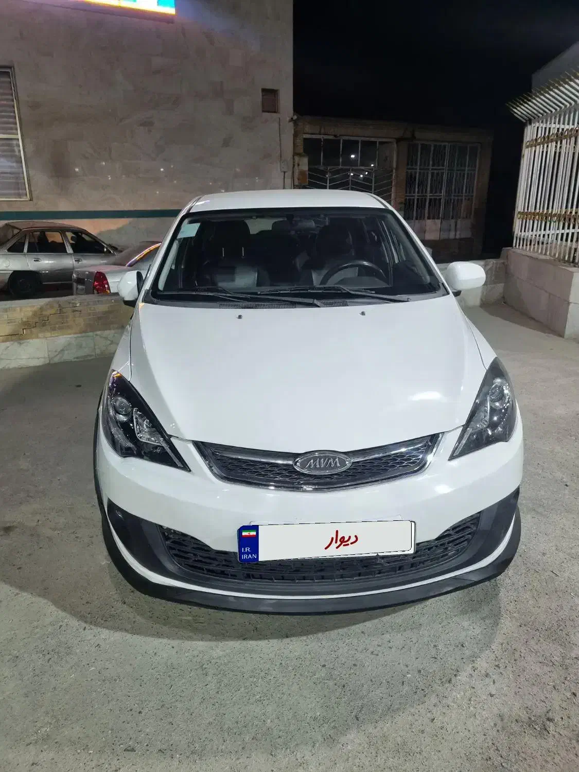 ام وی ام ۳۱۵ نیو فیس فول لاکچری|خودرو سواری و وانت|یزد, |دیوار