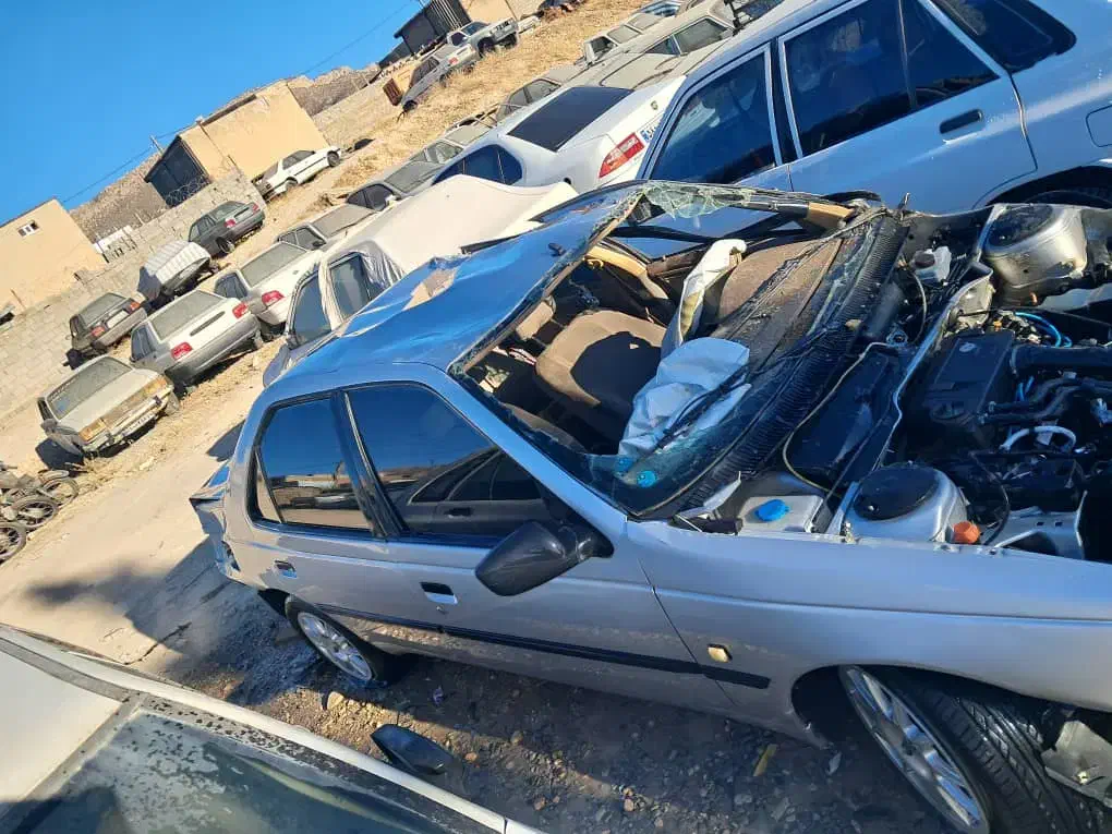 ۴۰۵مدل۹۷تصادفی|خودرو سواری و وانت|ایلام, |دیوار