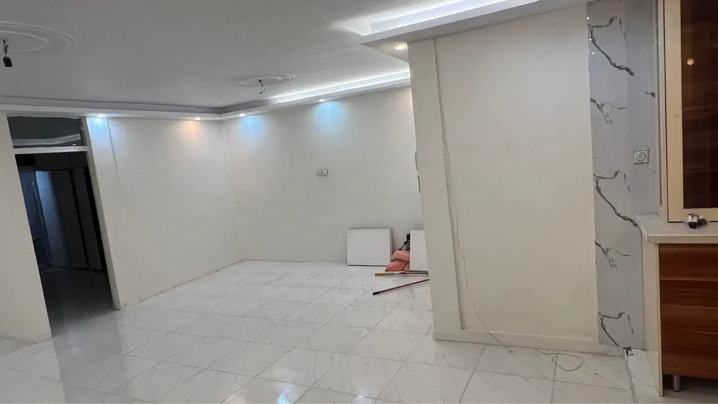 ۶۵ متر با حیاط ، بازسازی حتی ۱۵ نفر