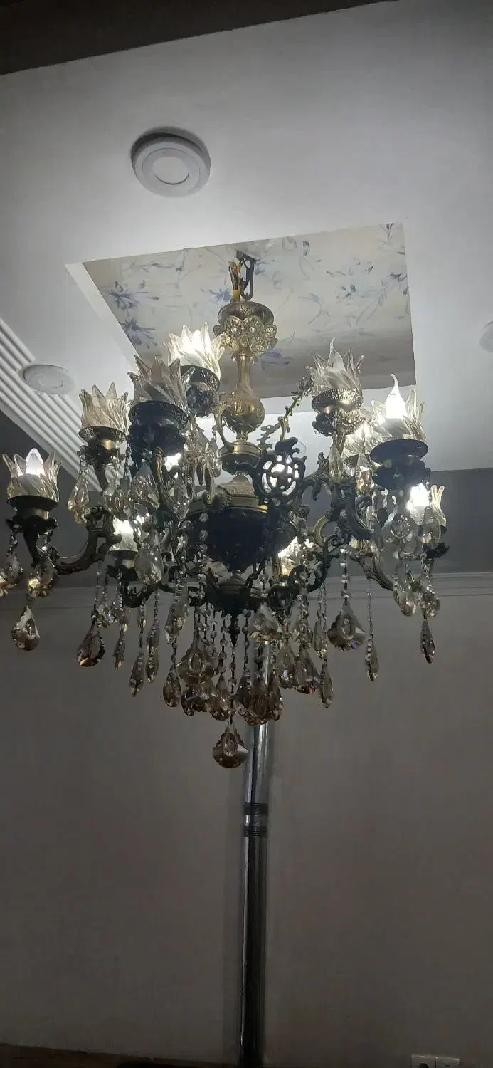 لوستربرنزاصلبالالههایشامپانی|لوستر و چراغ آویز|قرچک, مهدیه|دیوار