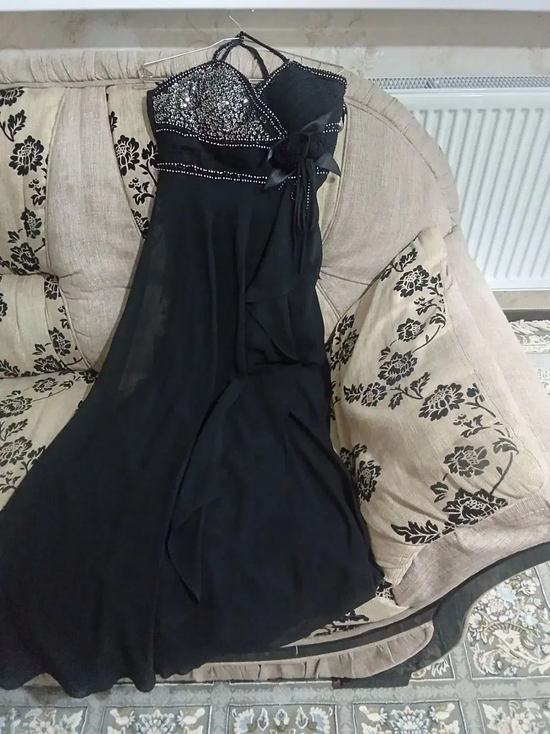 تعدادی لباس مجلسی فروشی|لباس|گلبهار, شهر جدید گلبهار|دیوار