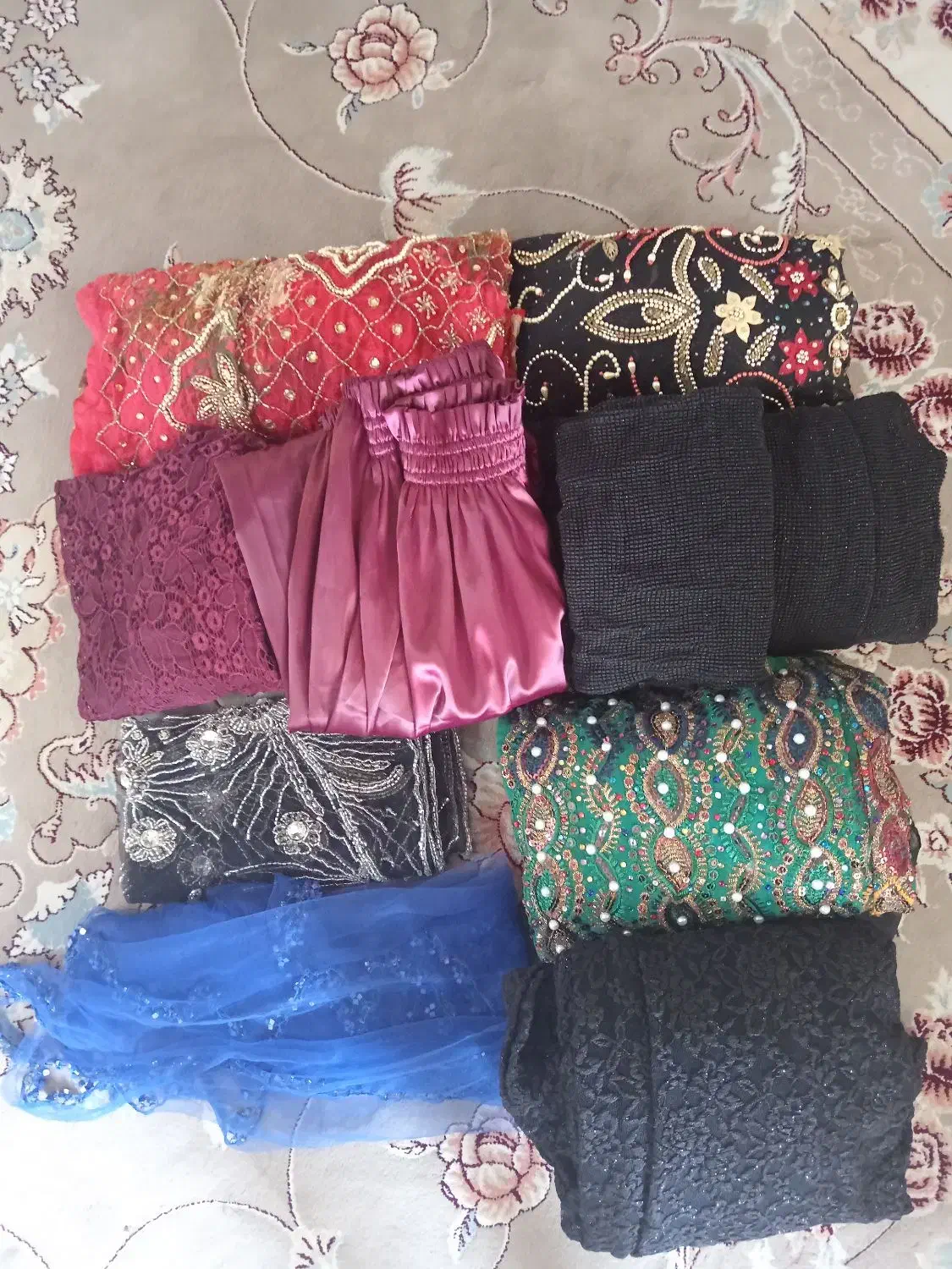 لباس و کیف|لباس|دهگلان, |دیوار