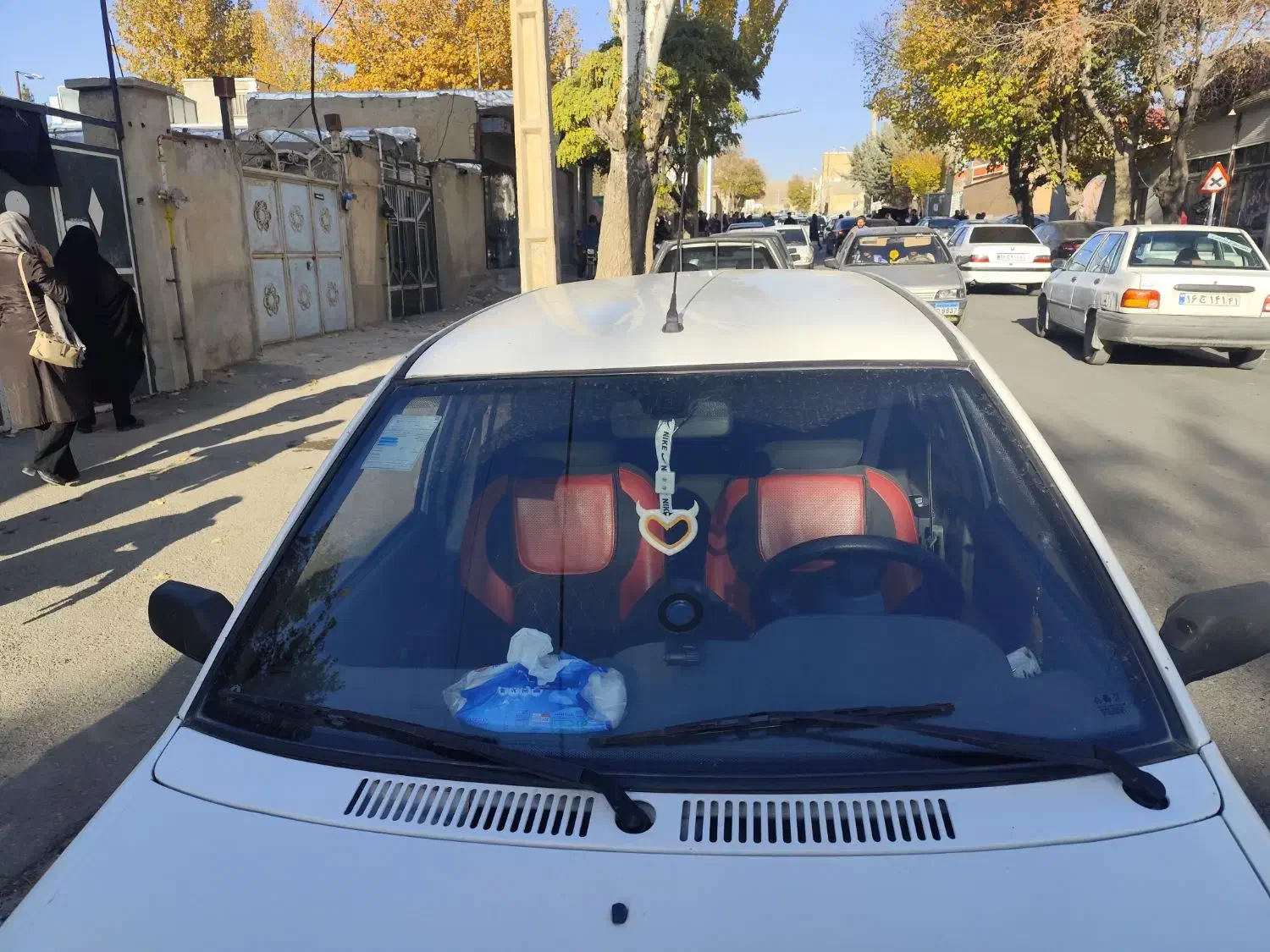 ماشین زیر پا در حد صفر ۱۷۰گاره|خودرو سواری و وانت|الیگودرز, |دیوار