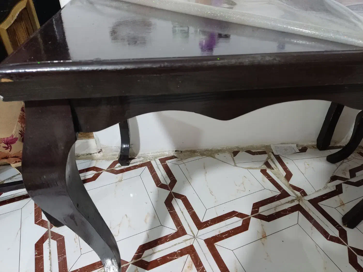 میز نهار خوری|میز و صندلی غذاخوری|رشت, دروازه لاکان|دیوار