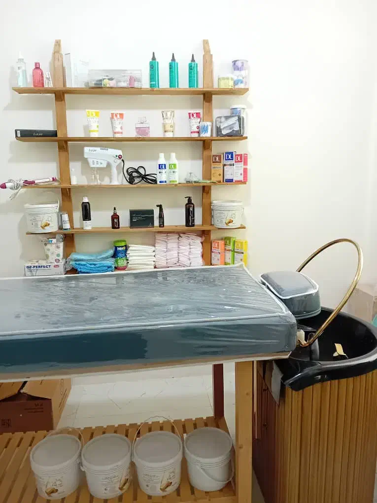 استخدام در سالن زیبایی پدیده|استخدام درمانی، زیبایی، بهداشتی|رباط‌کریم, رباط‌کریم|دیوار