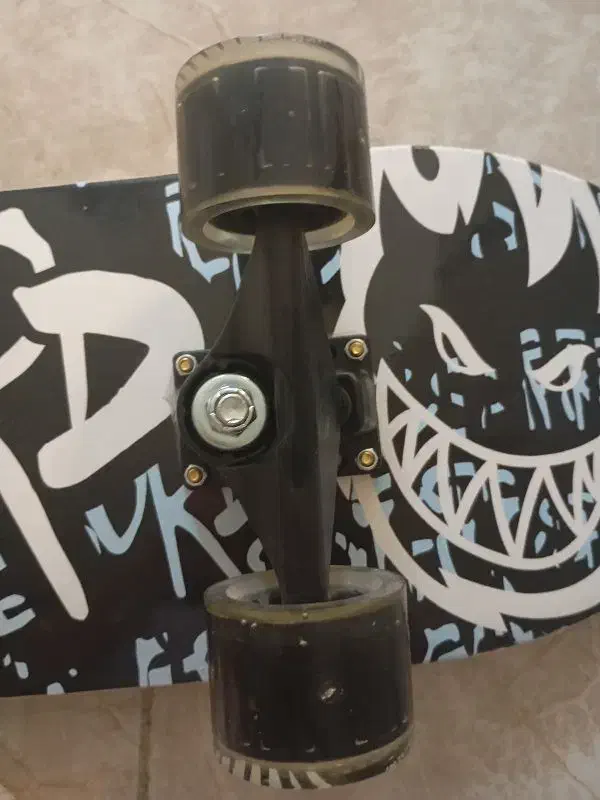 اسکیت برد خفن|دوچرخه، اسکیت، اسکوتر|تهران, ازگل|دیوار