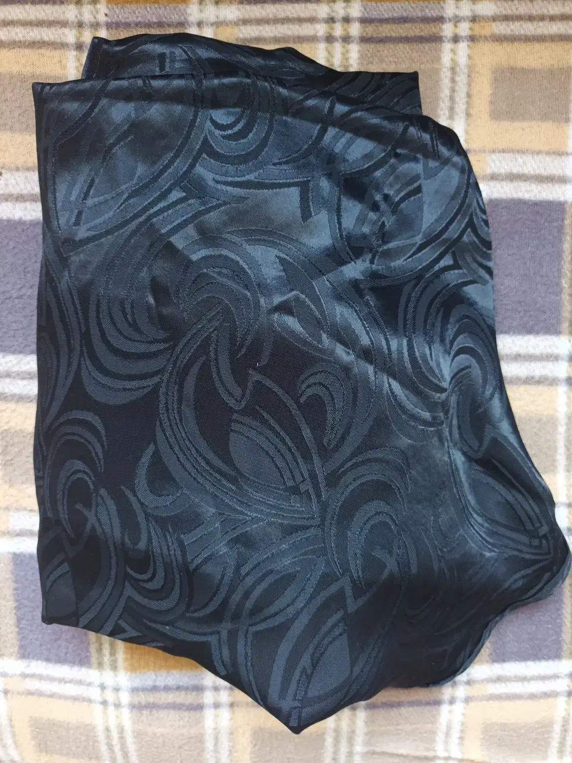 چادر زنانه|لباس|ارومیه, |دیوار