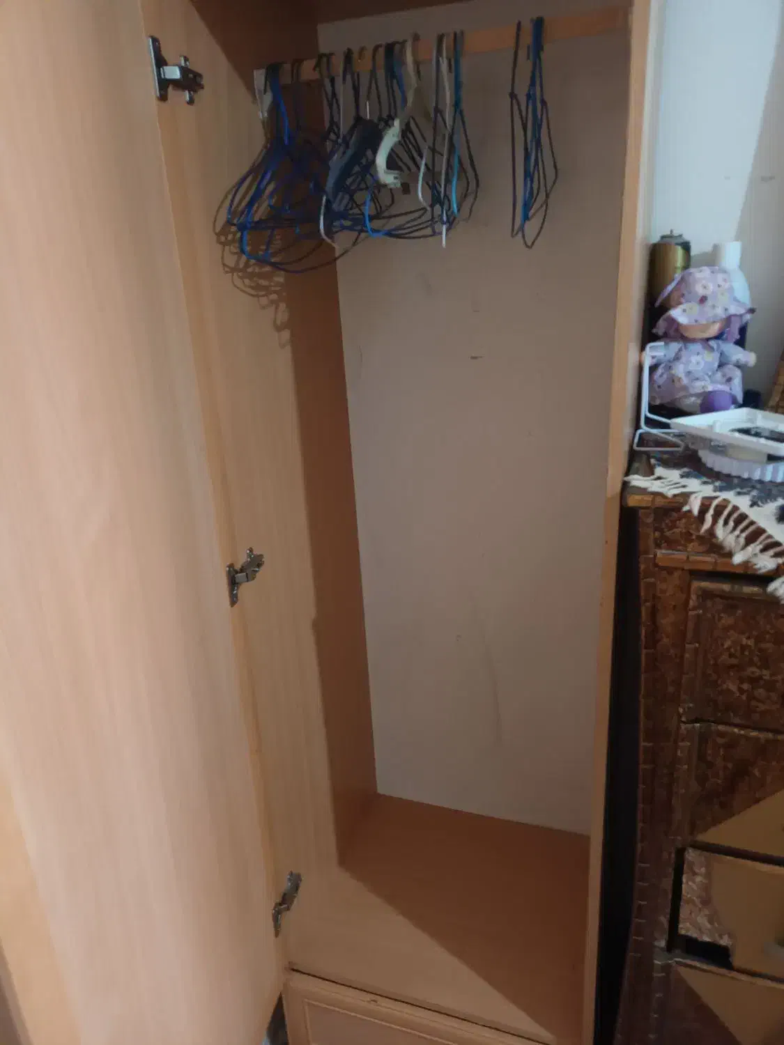 کمد و دراور|جاکفشی، کمد، دراور|محمدیه-قزوین, |دیوار