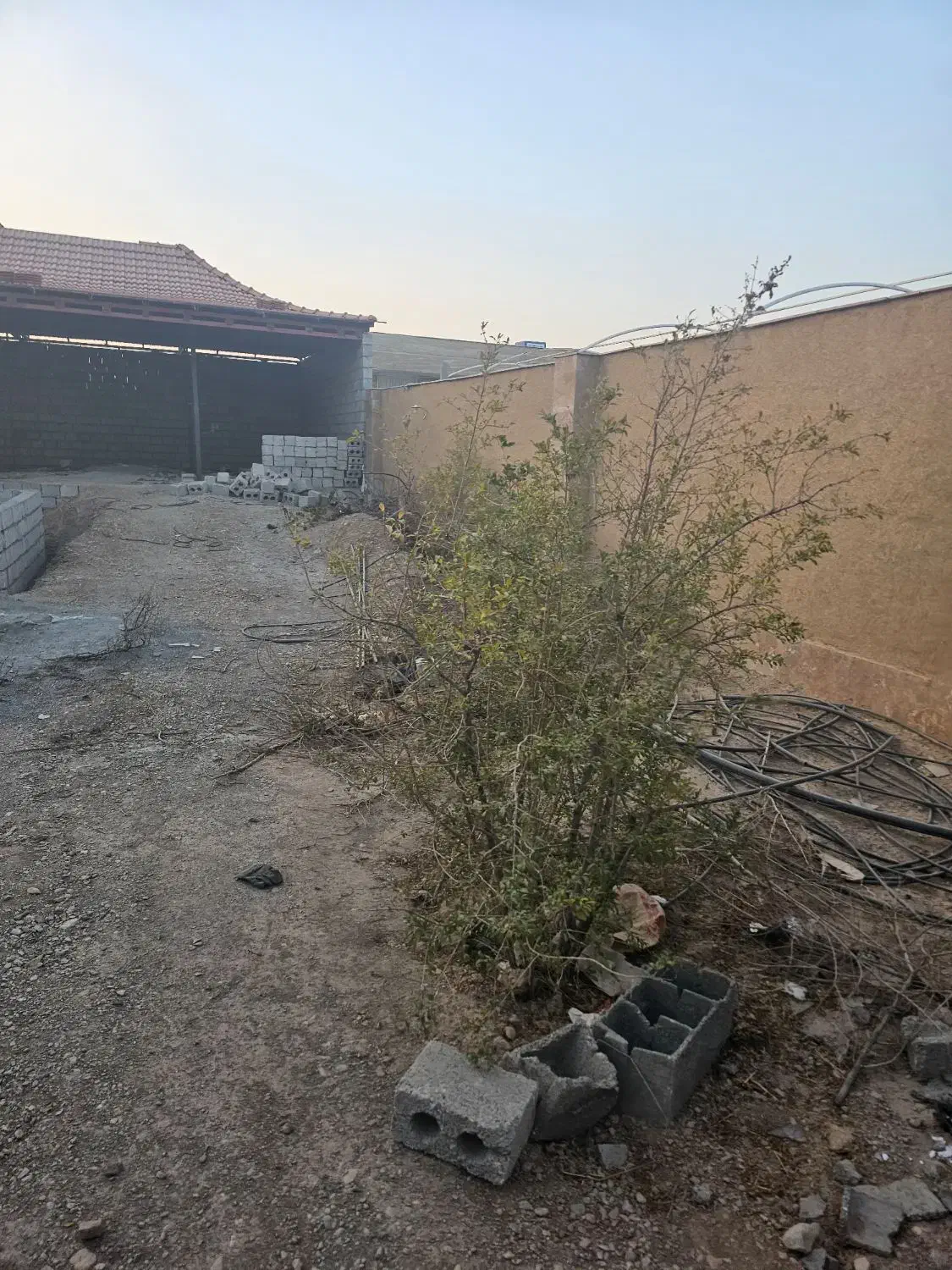 باغ ۳۰۰ متری علی آباد. خوش جا|فروش دفتر صنعتی، کشاورزی، تجاری|نجفآباد, حومه نجف آباد|دیوار