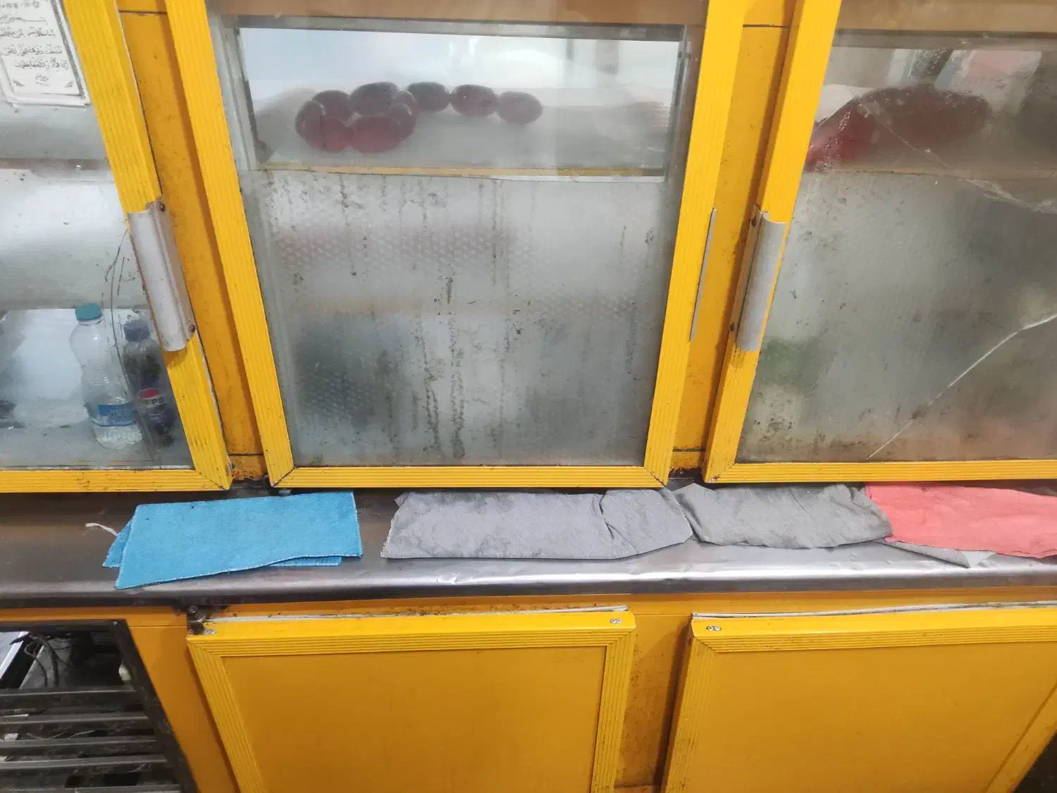 یخچال ویترینی 5در|کافی‌شاپ و رستوران|بوئین و میاندشت, |دیوار