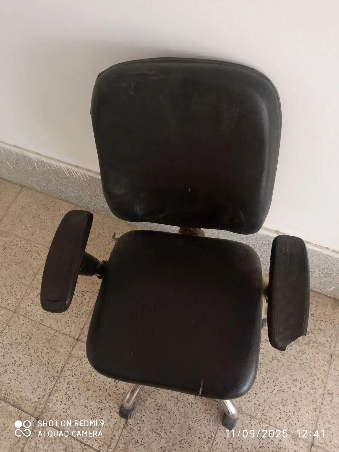 صندلی|صندلی و نیمکت|مشهد, الهیه|دیوار