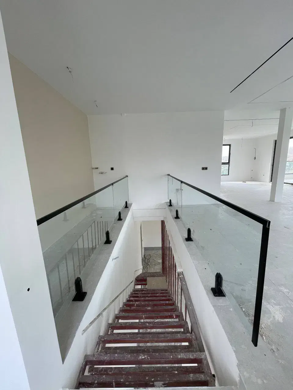 نرده شیشه ای،کابین دوش|خدمات پیشه و مهارت|سنندج, |دیوار