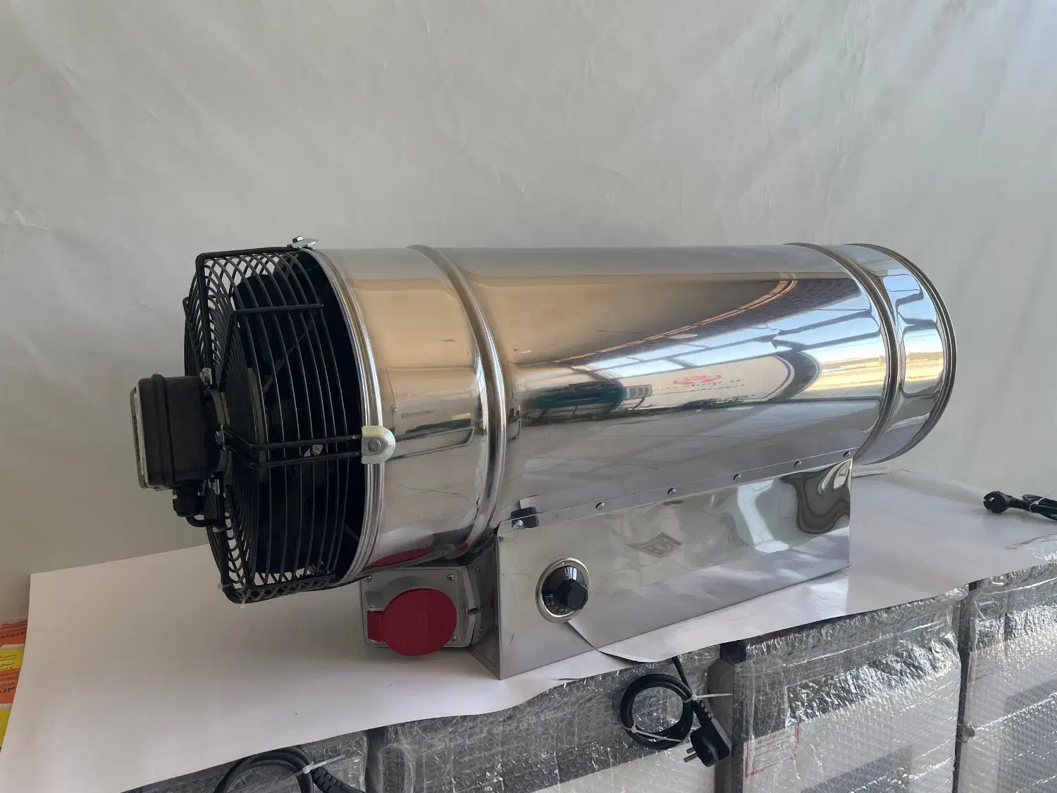 فن دمنده هیتر برقی فن دار بخاری برقی فن دار uts|بخاری، هیتر، شومینه|ارومیه, |دیوار