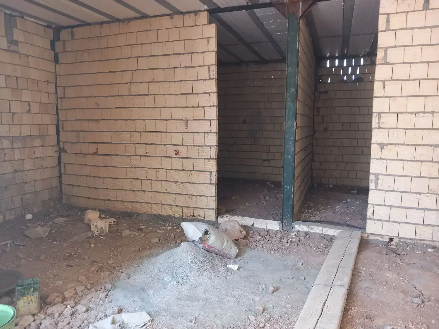 نصاب ایزوگام وقیرگونی هستم|خدمات پیشه و مهارت|کوهدشت, |دیوار