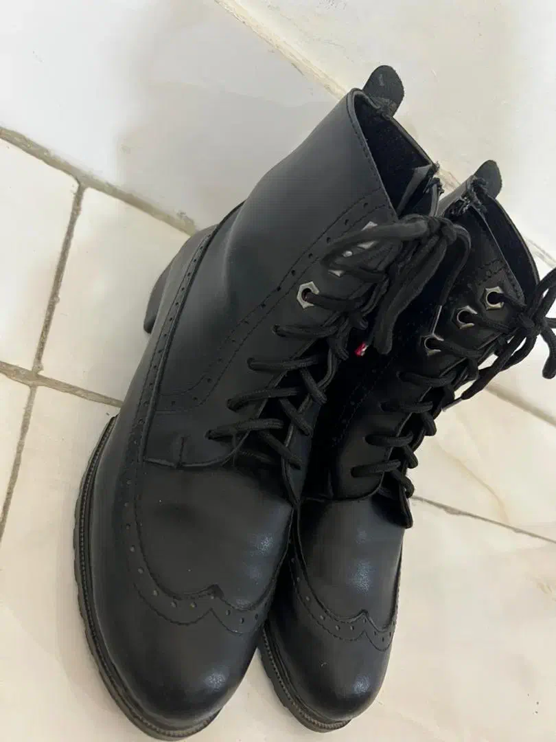 بوت سالم و تمیز|کیف، کفش، کمربند|مشهد, انقلاب|دیوار