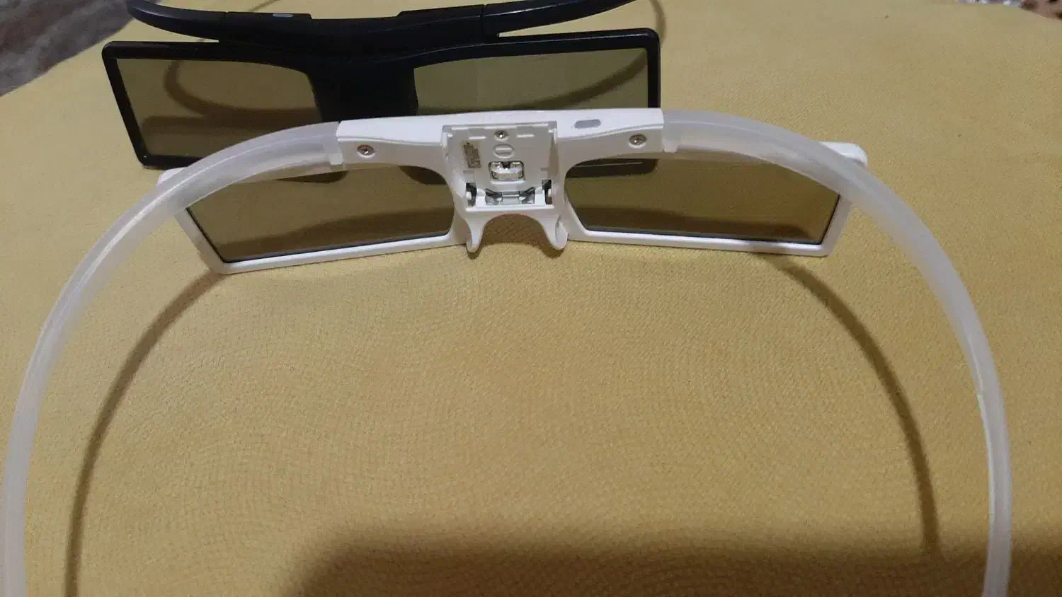 عینک سه بعدی سامسونگ|تلویزیون و پروژکتور|اصفهان, فرودگاه شهید بهشتی|دیوار