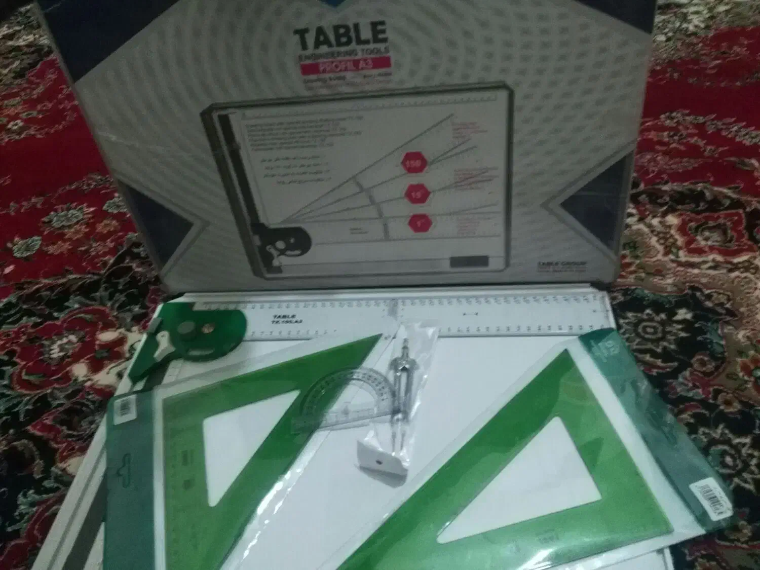 تخته رسم|لوازم التحریر|قروه, |دیوار