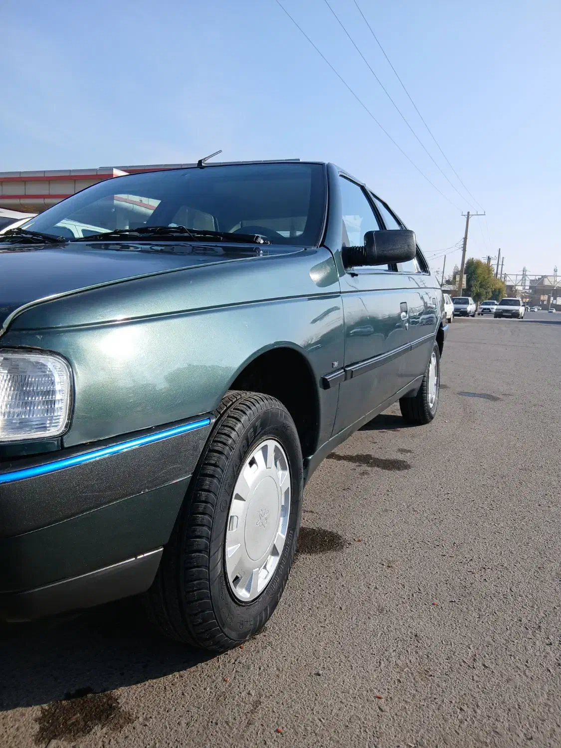 پژو ۸۳|خودرو سواری و وانت|قم, محمد آباد|دیوار