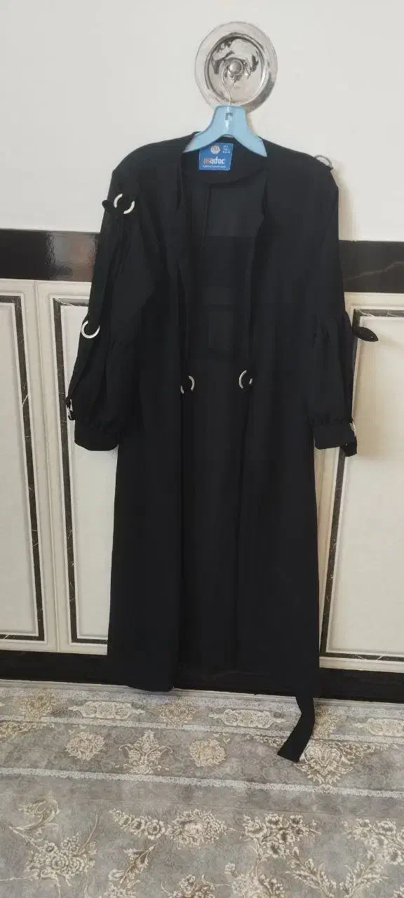 مانتوزنانه|لباس|مهاباد (آذربایجان غربی), |دیوار