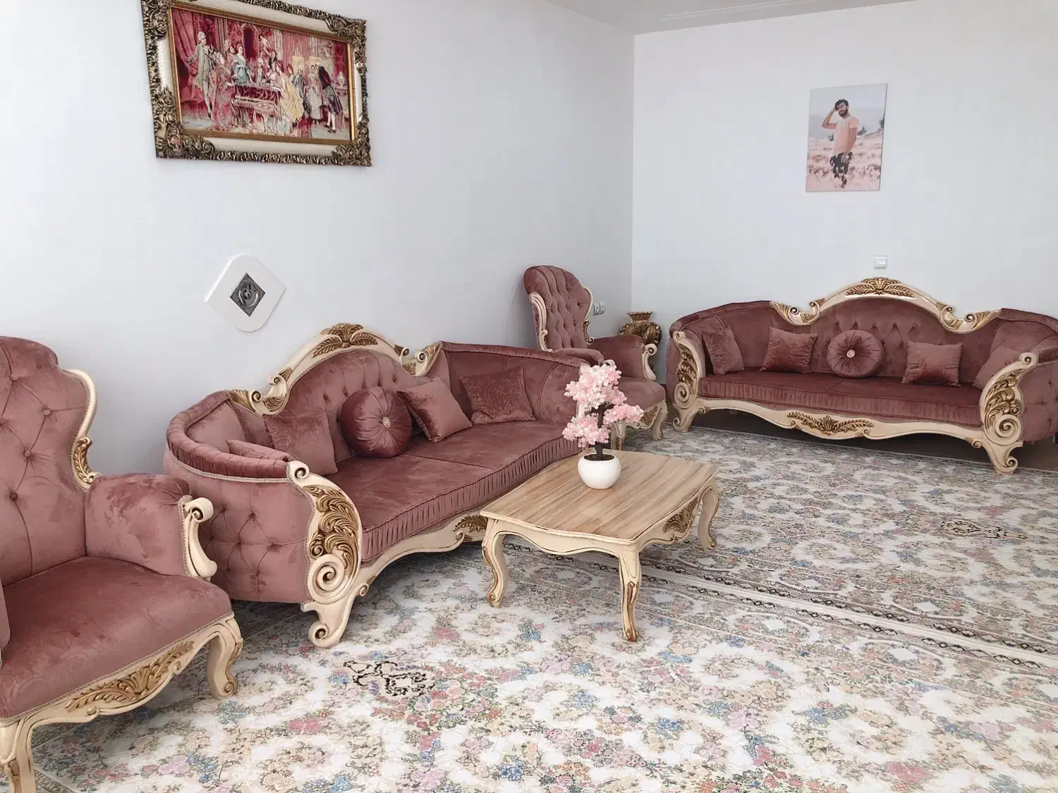 فرش و مبل|مبلمان خانگی و میز عسلی|پیرانشهر, |دیوار