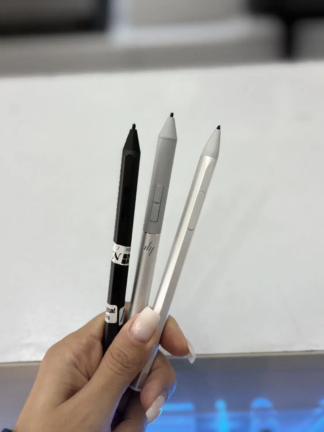 قلم surface و قلم لپتاپ های صفحه تاچ|قطعات و لوازم جانبی رایانه|رشت, دیلمان|دیوار