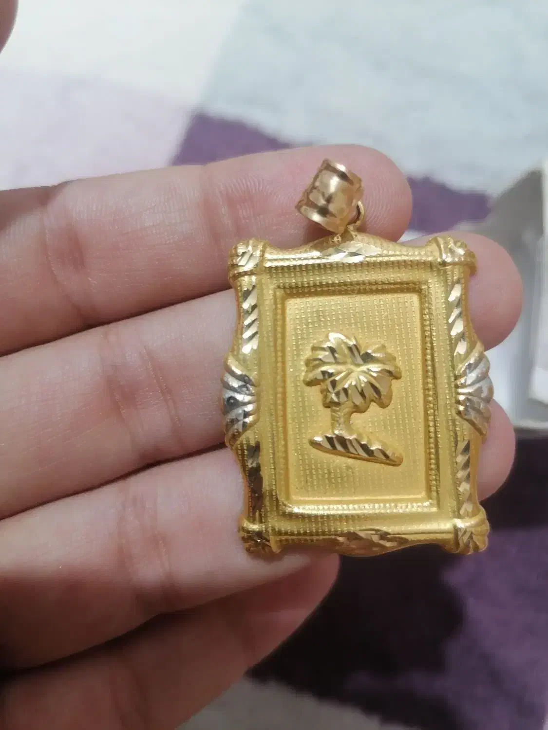 پلاک طلا|جواهرات|اشتهارد, |دیوار