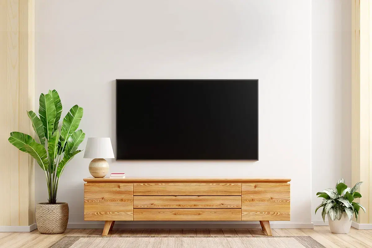 تلوزیون ۴۳ اینچ ال جی|تلویزیون و پروژکتور|همدان, |دیوار