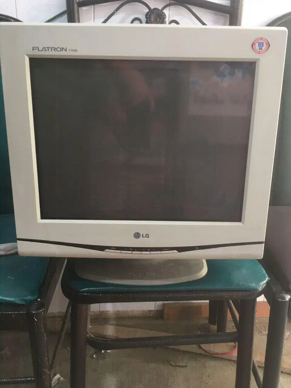 مانیتور|قطعات و لوازم جانبی رایانه|شیراز, قلعه نو|دیوار