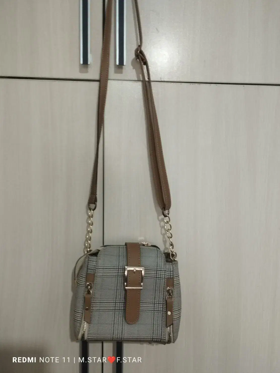 کیف و وسایل|لباس|رضوانشهر, |دیوار