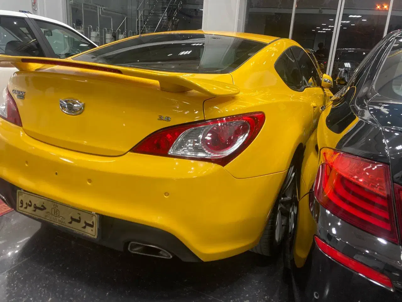 جنسیس کوپه ۲۰۱۱|خودرو سواری و وانت|ارومیه, |دیوار