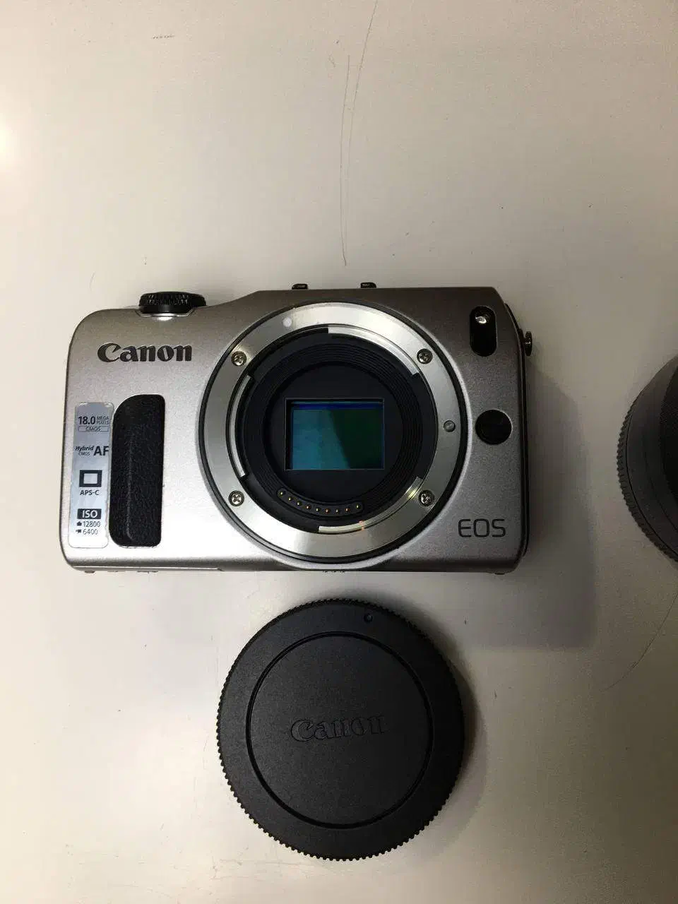 دوربین canon eos m در حد نو|دوربین عکاسی و فیلم‌برداری|آبادان, |دیوار