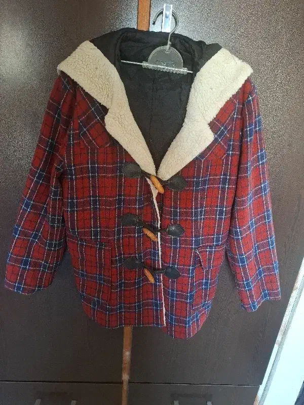 کت کوتاه رو مانتویی|لباس|بندر انزلی, معلم|دیوار