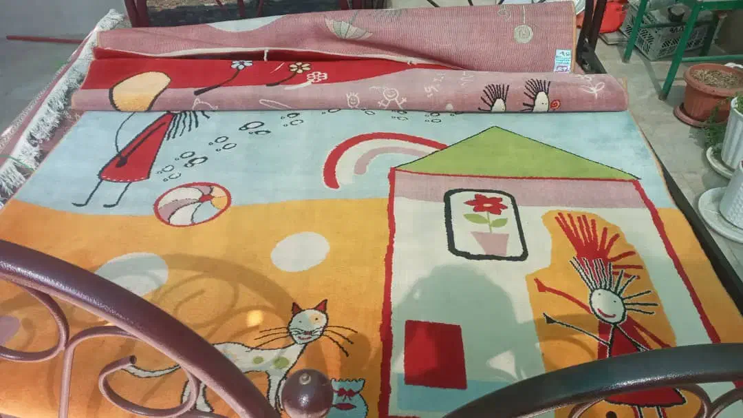 قالی ۹ متری اتاق بچه|فرش|سیرجان, |دیوار