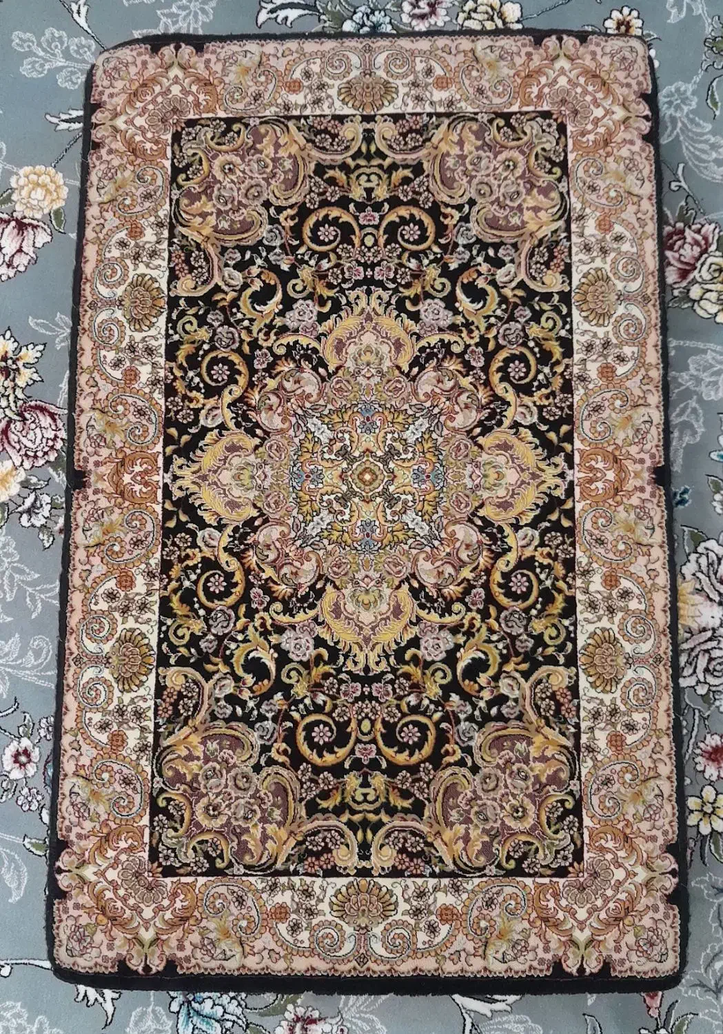 فروشی|پشتی|قروه, |دیوار