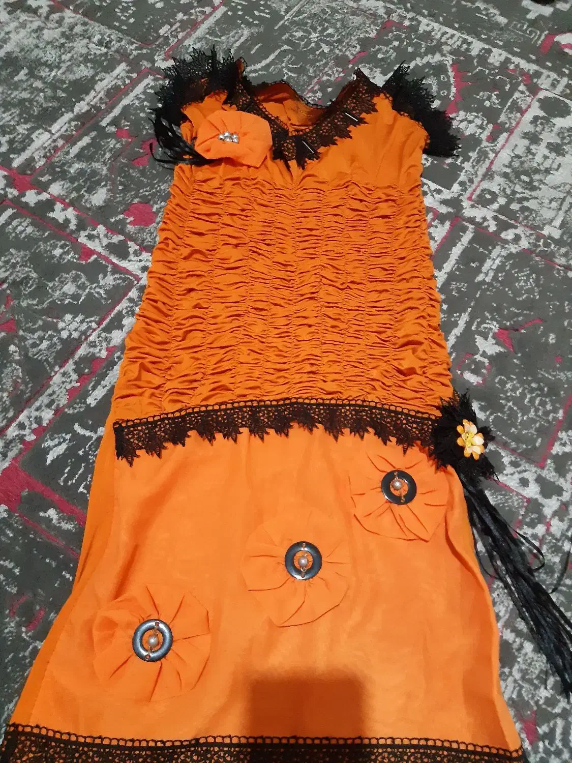 لباس بچگانه|کفش و لباس بچه|لاهیجان, خمیر کلایه|دیوار