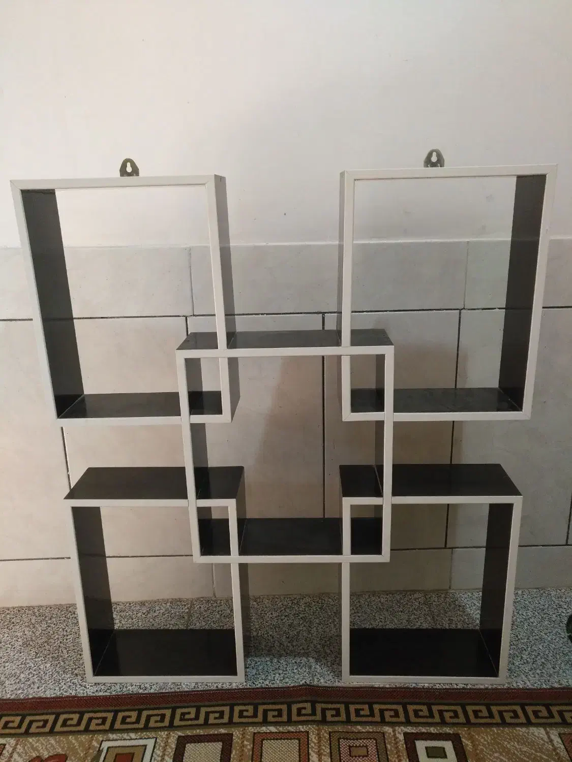 باکس چوبی زیبا در حد نو|کتابخانه، شلف، قفسههای دیواری|جونقان, |دیوار