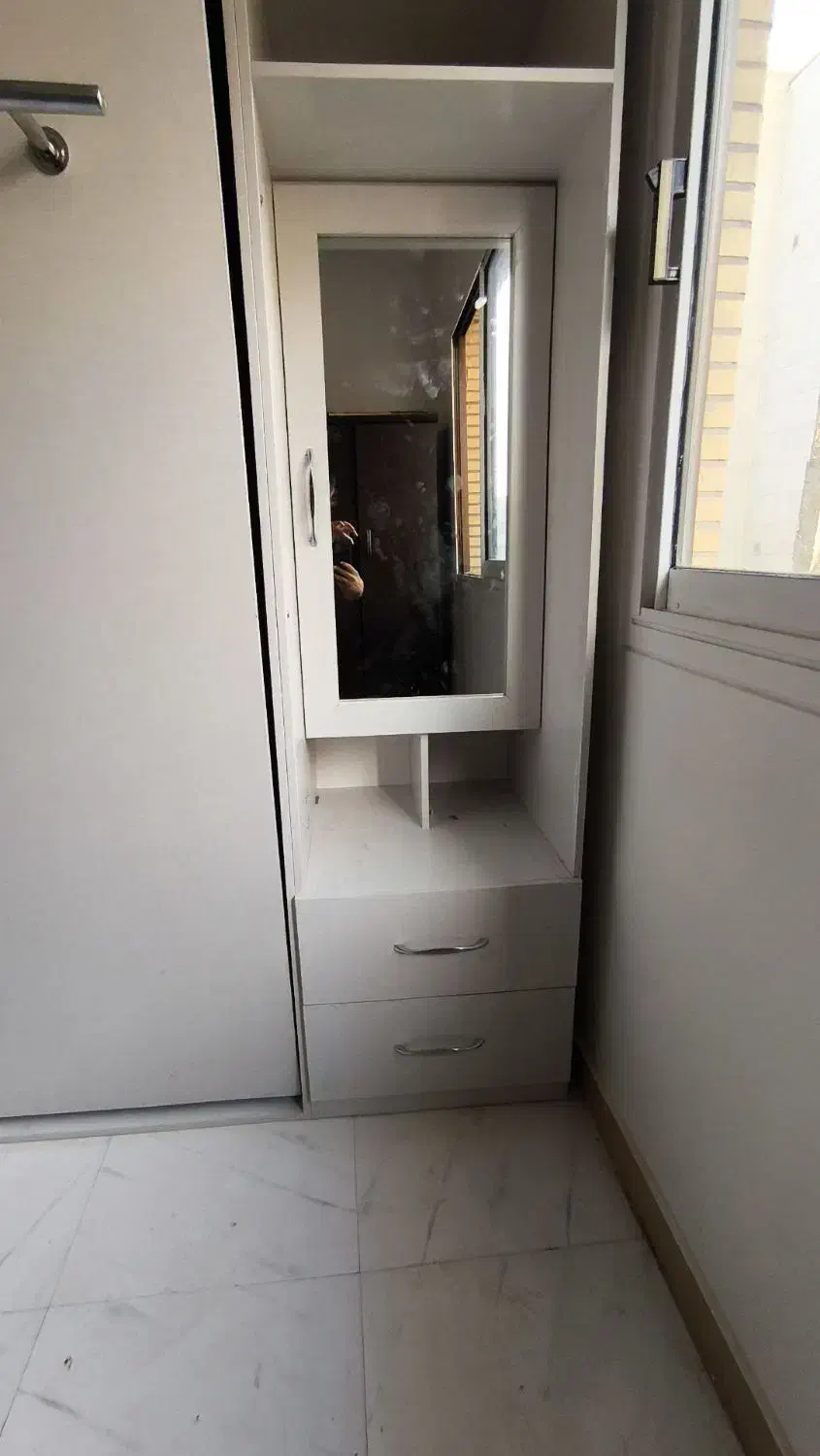 کمد دیواری به همراه تخت کمجا|تخت و سرویس خواب|بومهن, |دیوار